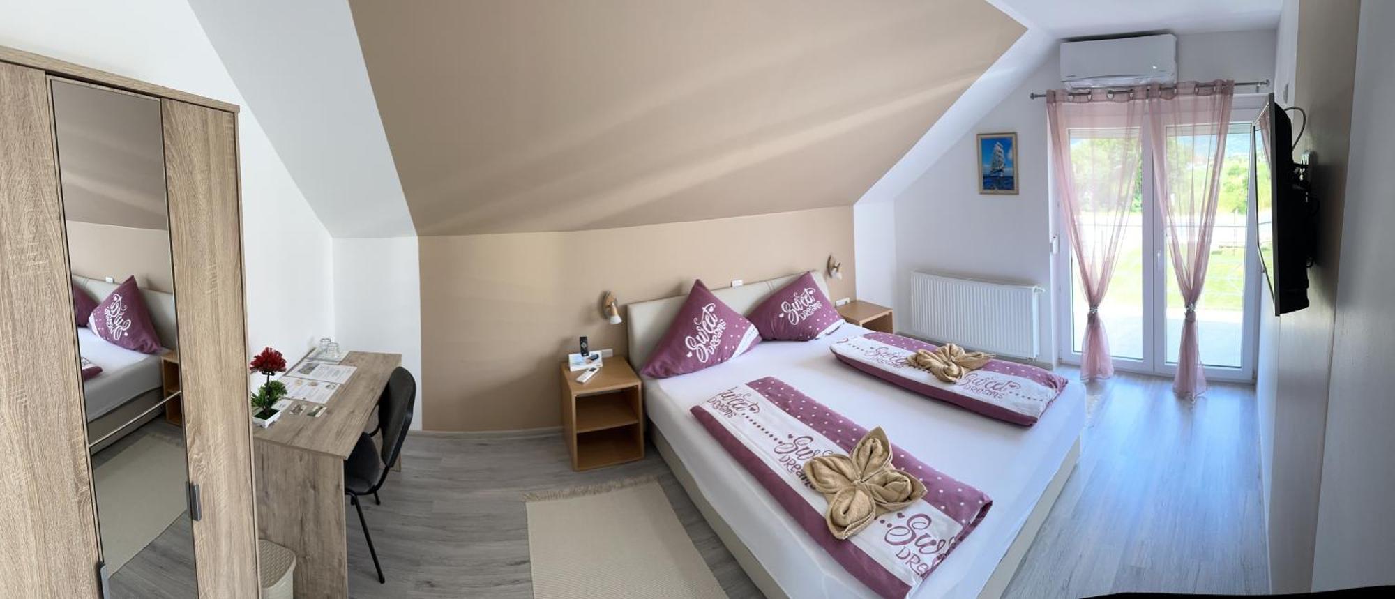 Sweet Dreams Home Korenica Bagian luar foto